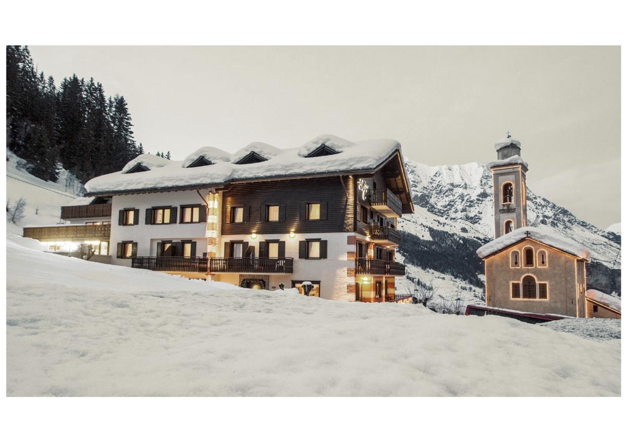 Hotel Cardo Isolaccia Exterior photo